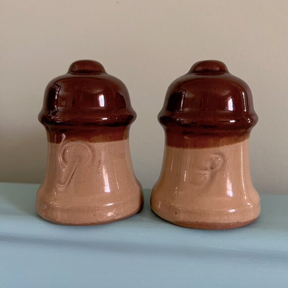 70s Pottery Salt & Pepper Shakers Warm Brown Earth Tone Ceramic - Picture 1 of 8